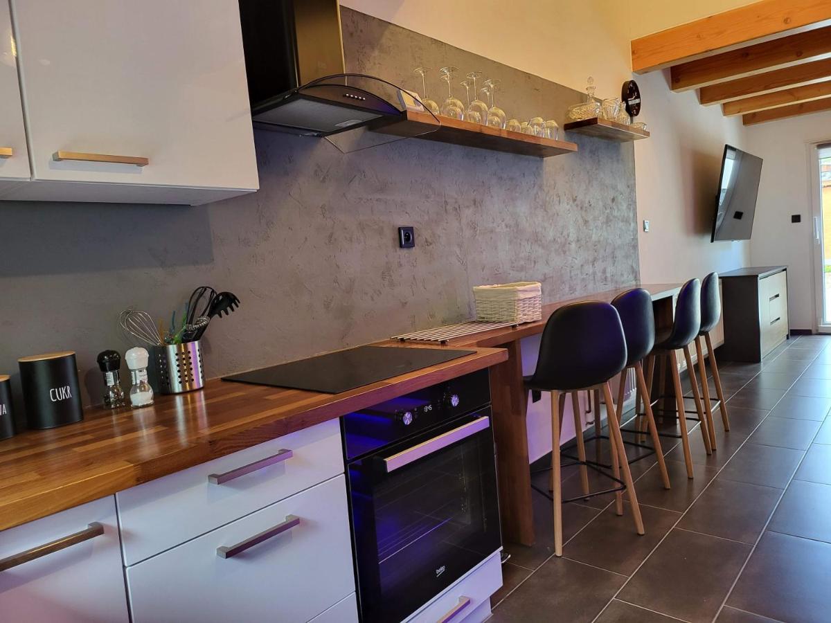 Privat Kras Villa Holstejn Bagian luar foto